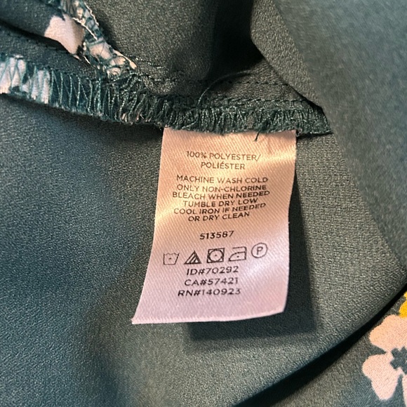 Loft Outlet Tank Top Blouse, Size XS - Picture 6 of 6